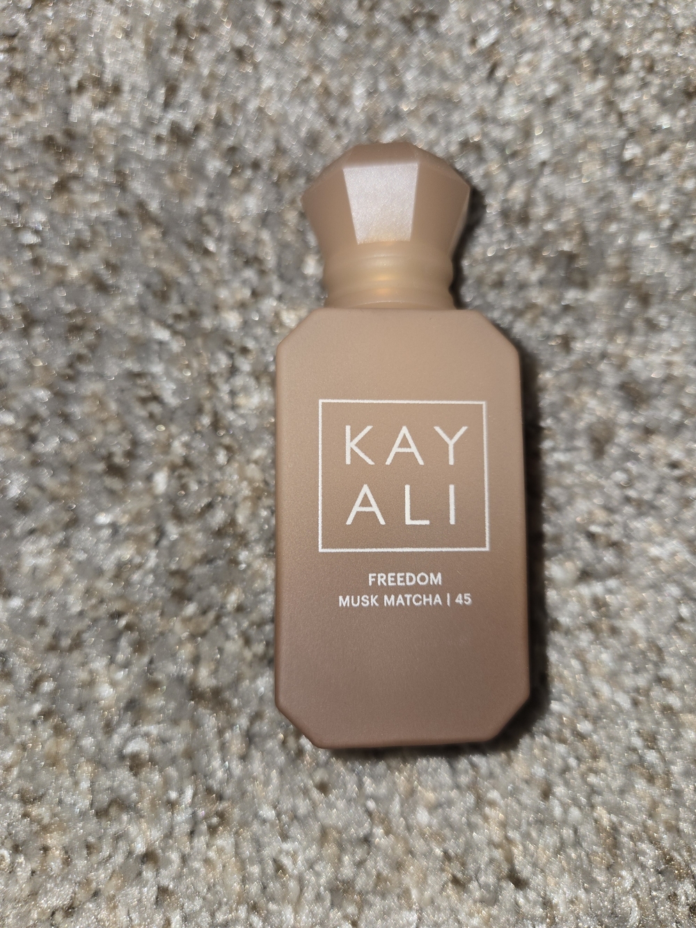 Kayali Freedom Musk Matcha 45 Body Elixir - Nude Brown